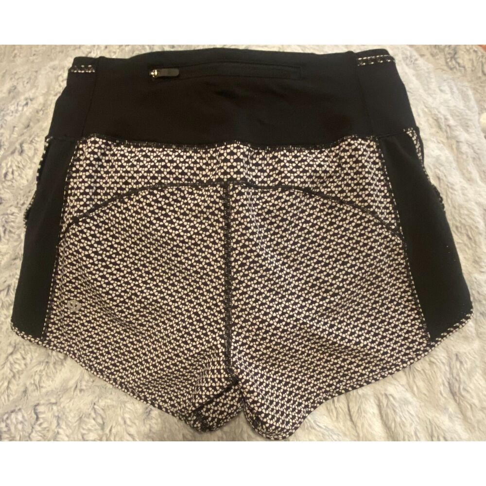 Lululemon Real Quick Perforated Shorts 3.5" Monochromic Black Size 4 EUC - Picture 6 of 8